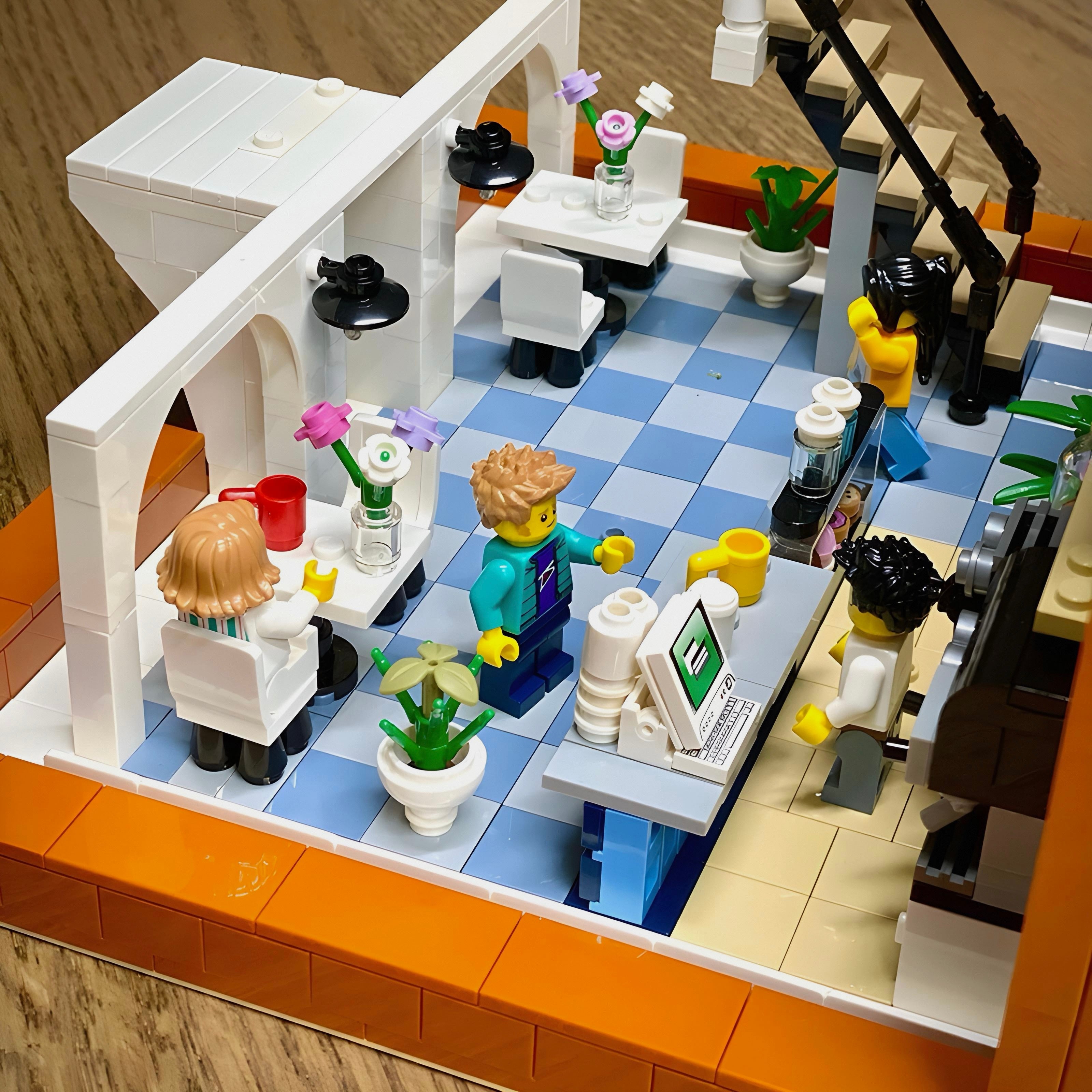 Nexus Brick 1:8 scale building set product image