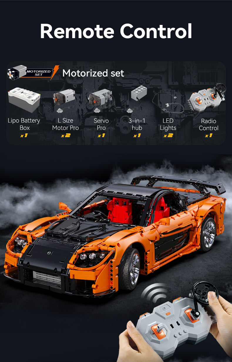 CaDA Master 1:8 Mazda RX-7 C61502W