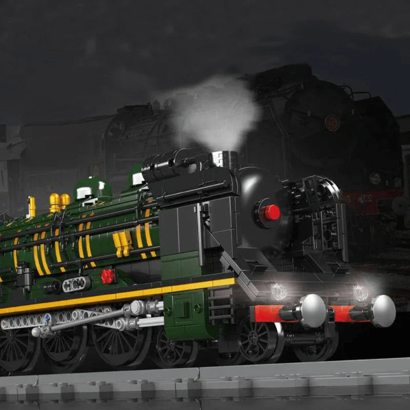 Orient Express Locomotive luxury steam train building set, locomotive close-up with steam and headlight detail