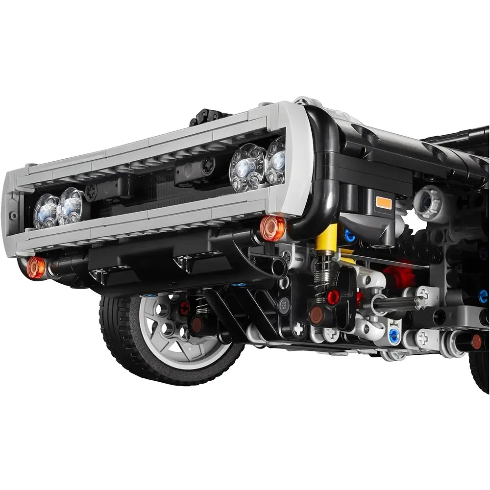 Fast & Furious - Dom's Dodge Charger - 1077 Pcs