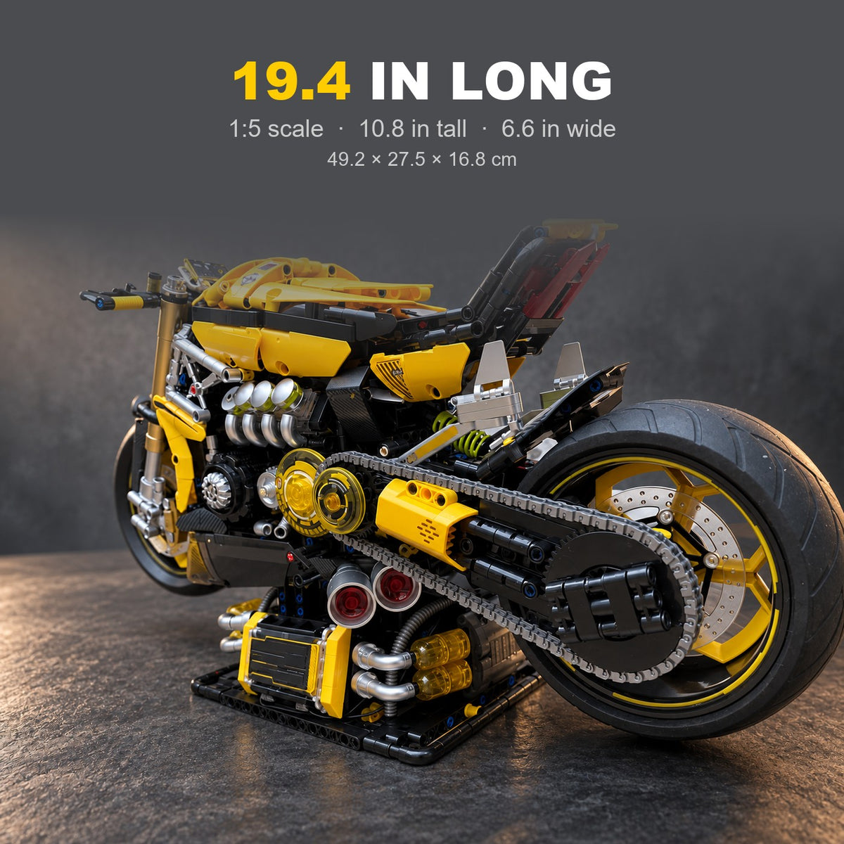 19.4 in (49.2 cm) long, 10.8 in tall and 6.6 in wide at 1:5 scale